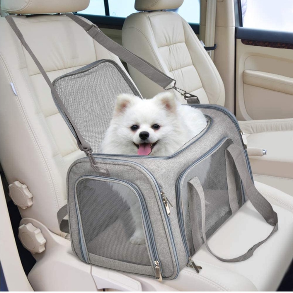 Pet carrier size medium